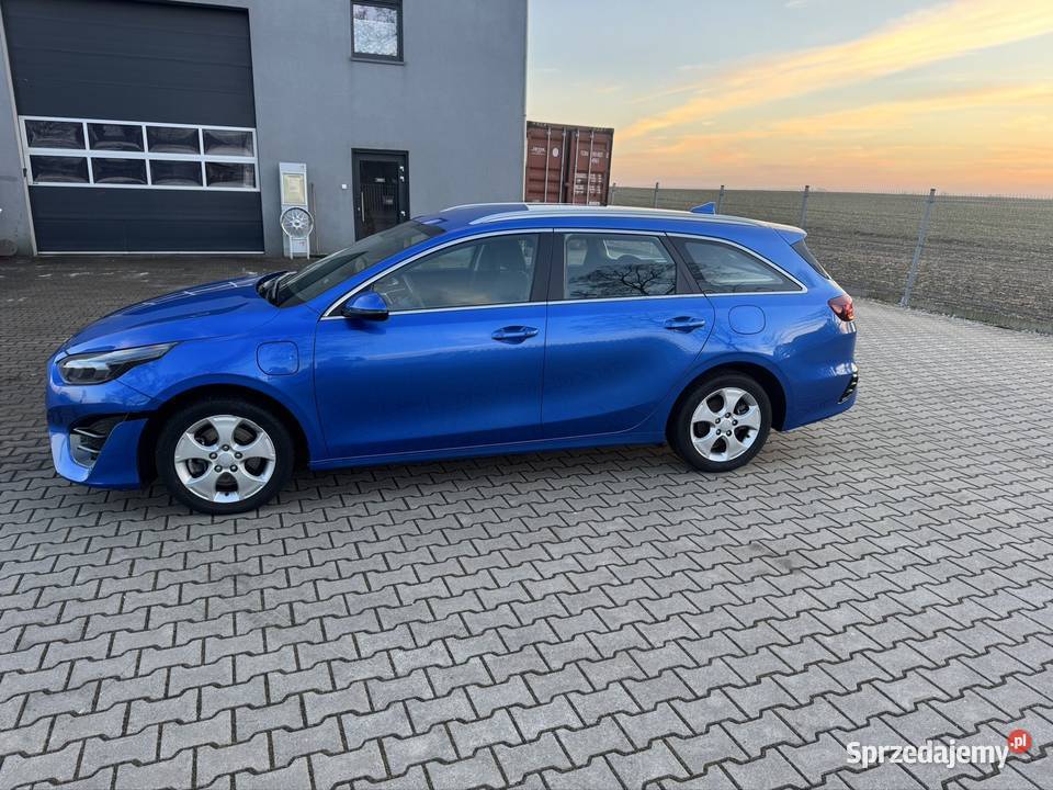 Kia Ceed SW PHEV 202324 34 LBusiness Line Byczyna