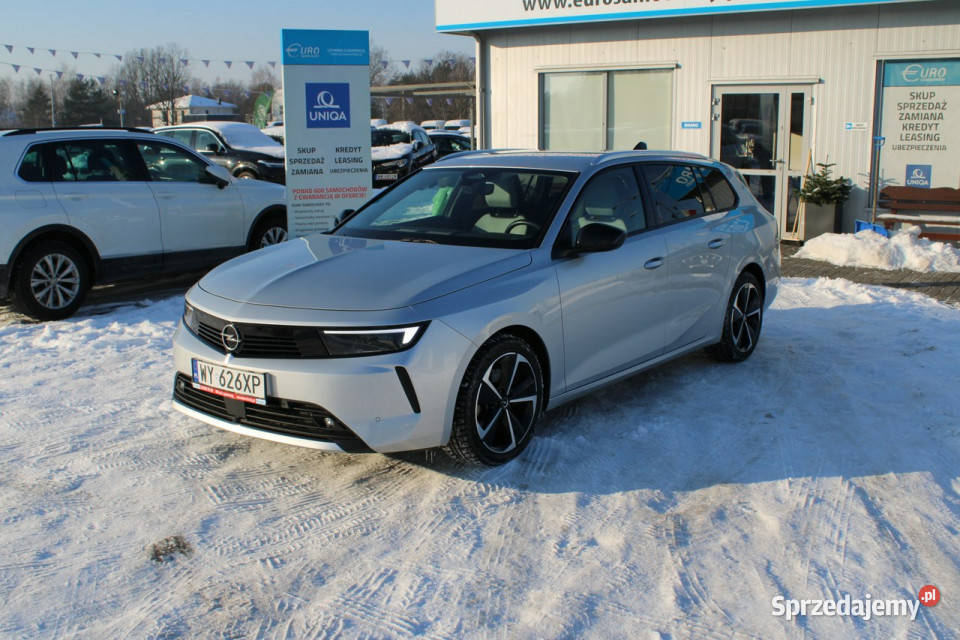 Opel Astra Sports Tourer GFotele Kierownica możliwa zamiana sprzedam