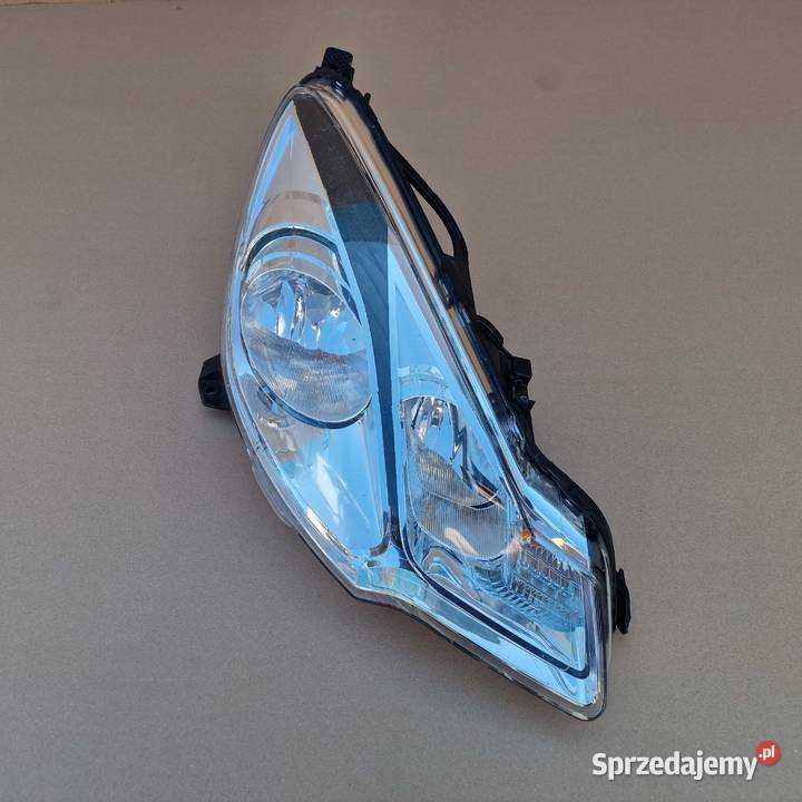 CITROEN C3 DS3 0916 REFLEKTOR LAMPA PRAWA PRZÓD Bieleń