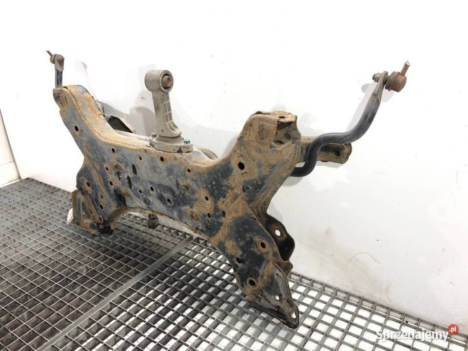 BELKA POD SILNIK HYUNDAI ELANTRA V 16 132