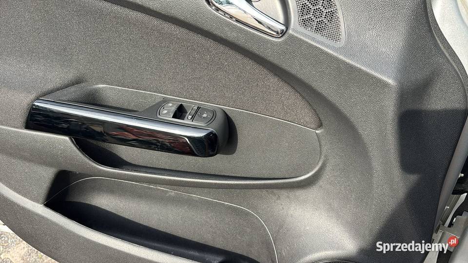 Opel Corsa 2014 14 benzyna Klimatyzacja 50 wielkopolskie Swarzędz