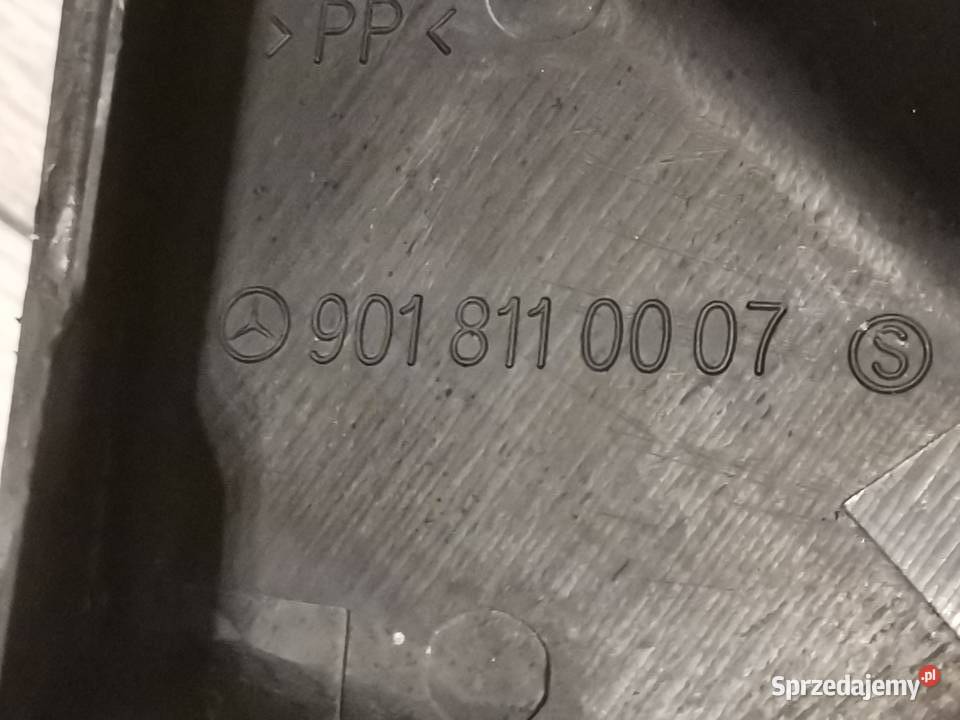MERCEDES SPRINTER 9506 Lewy Trójkąt Osłona Międzychód
