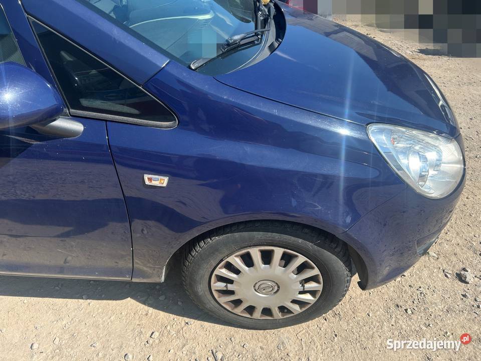 CZĘŚCI maska zderzak klapa błotnik lampa Opel sprzedam