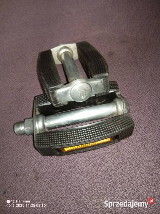 Ładny komplet pedałów retro Ciosaniec sprzedam