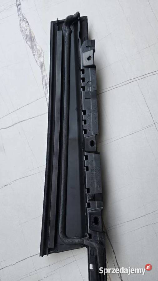 FORD MONDEO MK5 LISTWA DRZWI SŁUPKA prawy tył Zawiercie