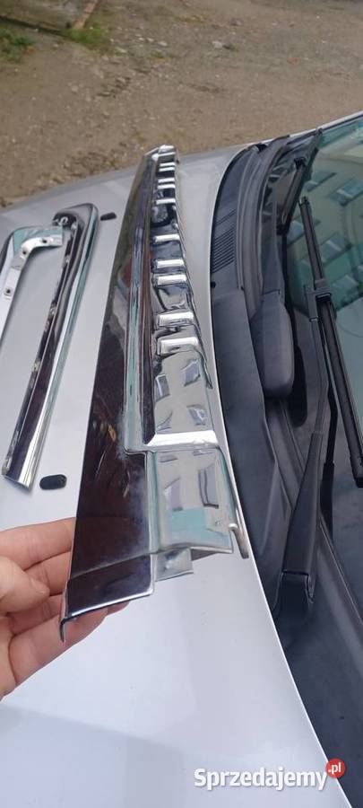 Audi 200 20v 5000 avant komplet tylnych listew Grudziądz