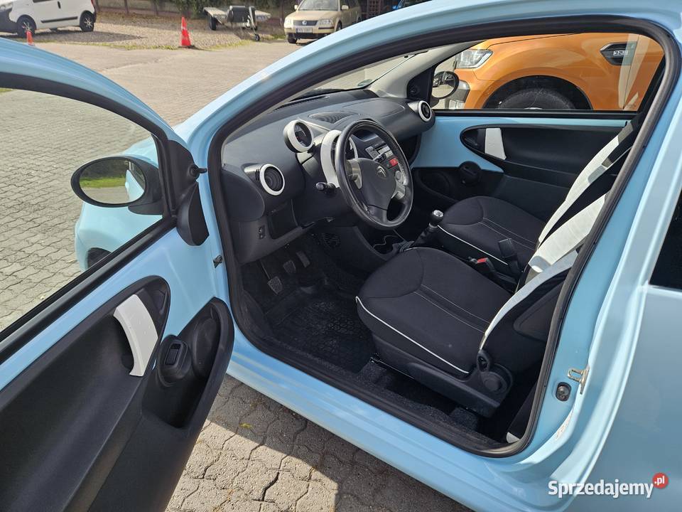 Citroen C1 1 0benz 2013 ciekawy kolor garażowany