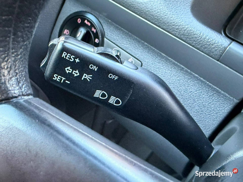 Volkswagen Touran Volkswagen Touran 16 Benzyna Rok produkcji 2006 Gostyń sprzedam