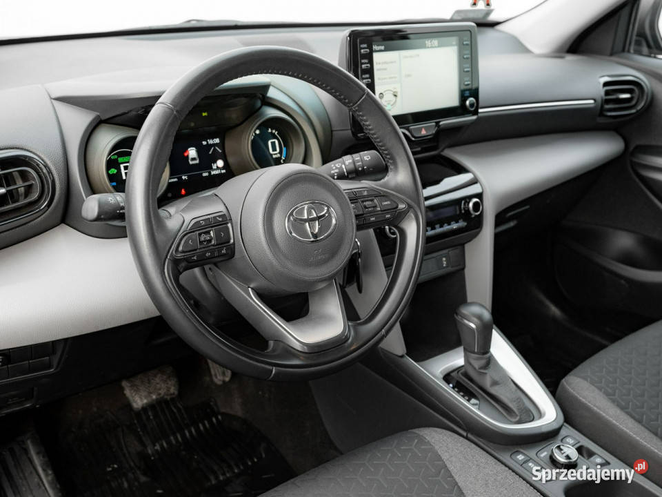 Toyota Yaris Cross 15 Comfort AWD Kcof Tempomat światła do jazdy dziennej pomorskie Gdańsk