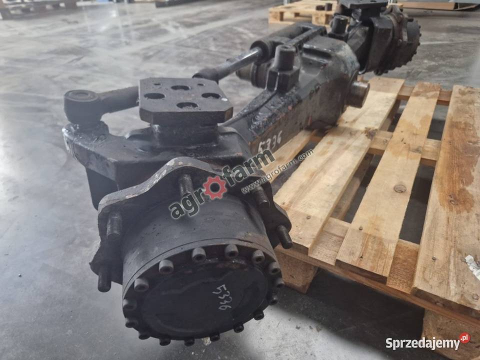 Przedni most Dana Massey Ferguson 4245 Pozostałe Byków