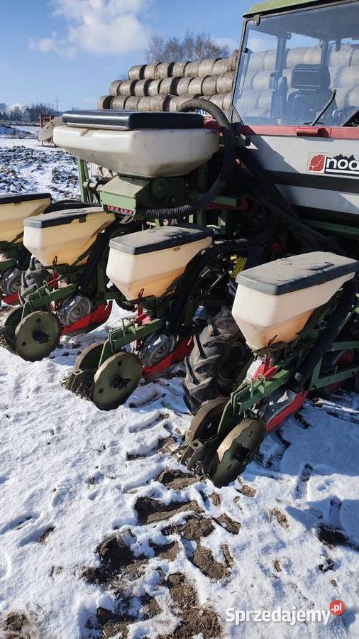 Siewnik do kukurydzy