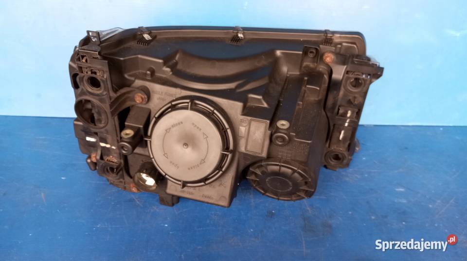 LAMPA REFLEKTOR LEWY PRZÓD EU XENON RANGE ROVER Części samochodowe Nowy Tomyśl