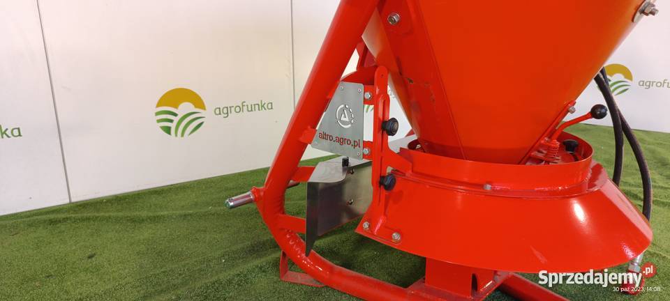 Rozsiewacz LejekPiaskarko Solarka Stalowa Wola