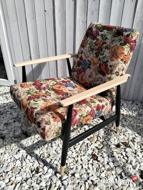 Fotel rumuński mocny zgrabny renowacji vintage Lubrza