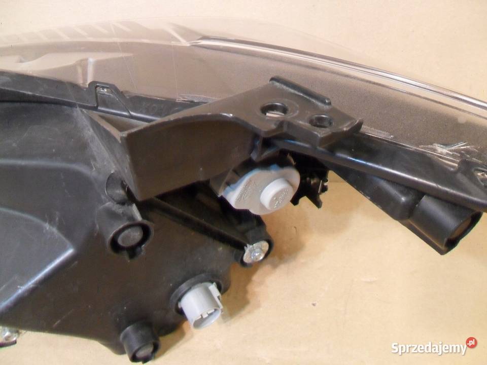 Mazda CX5 KE 2012 2013 2014 2015 reflektor prawy