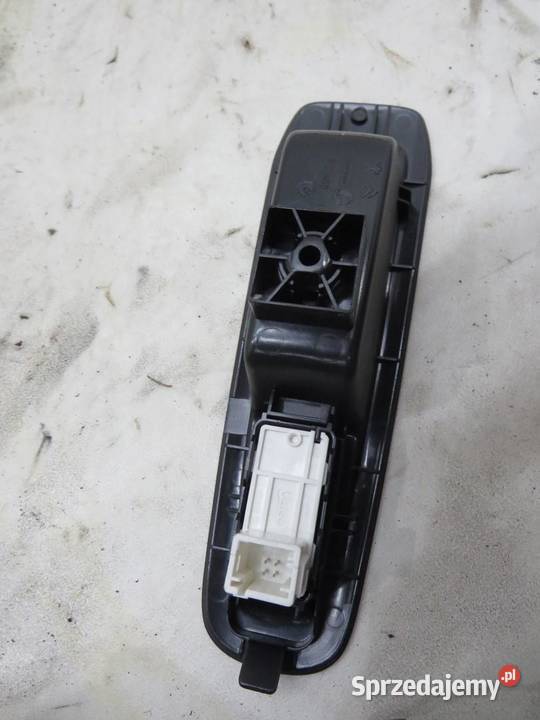 PANEL PRZYCISK SZYB PEUGEOT 308 T9