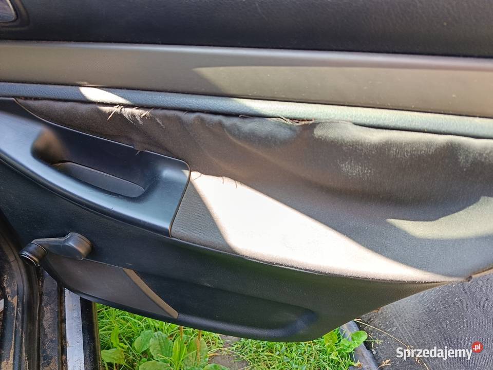 Boczki Tapicerki Komplet Audi A4 B5 a31 Tapicerki samochodowe Myszków sprzedam