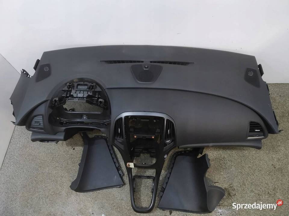 DESKA ROZDZIELCZA KOKPIT PULPIT AIRBAG LIFT Opel Rok produkcji 2015