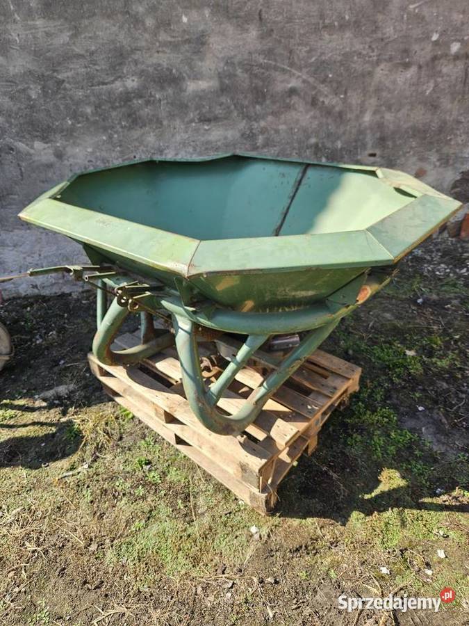 Rozsiewacz do nawozów Amazone E 602 sprzedam