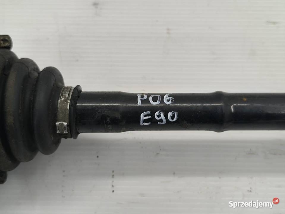 PÓŁOŚ PRAWY TYŁ BMW E90 20D 7533446 Półosie wielkopolskie