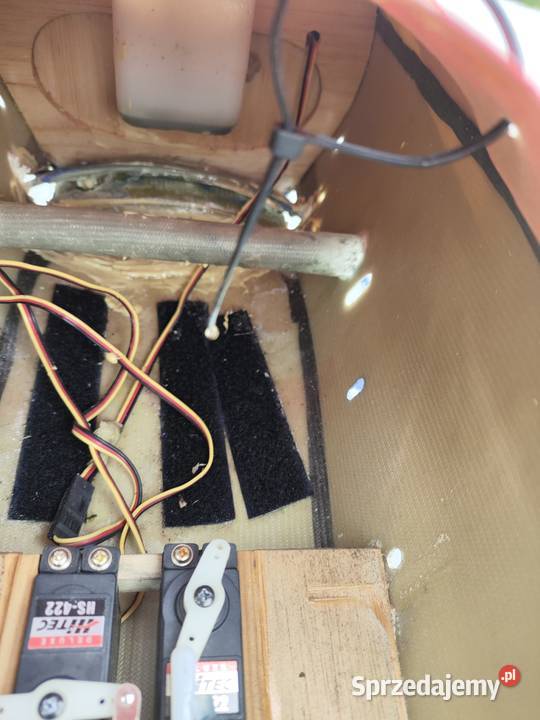 Samolot 300s zdalnie sterowany Spalinowy na wielkopolskie