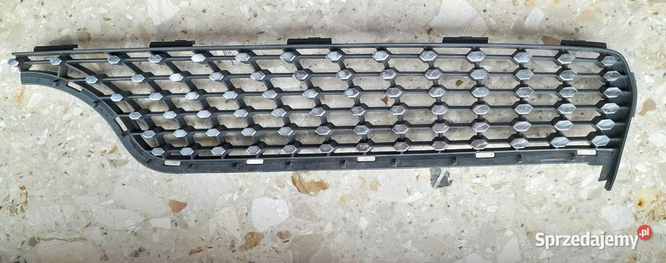 Gril atrapa kratka w176 lewa góra DIAMOND Atrapy sprzedam