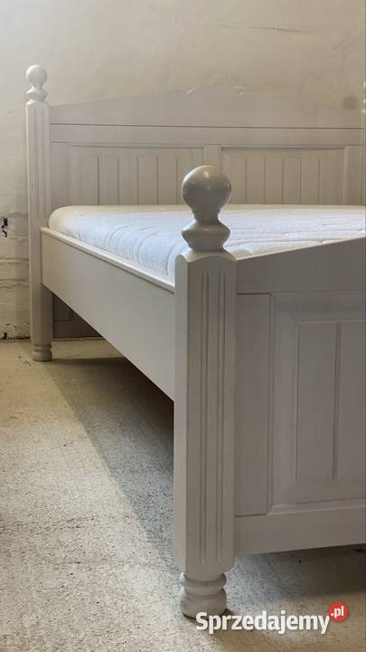Łóżko drewniane 120x200 z regulowanym stelażem i 102cm Budno