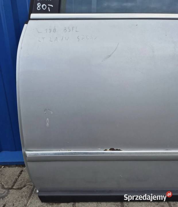 DRZWI TYŁ LEWY LEWE VW PASSAT B5 FL SEDAN LA7W Działoszyce