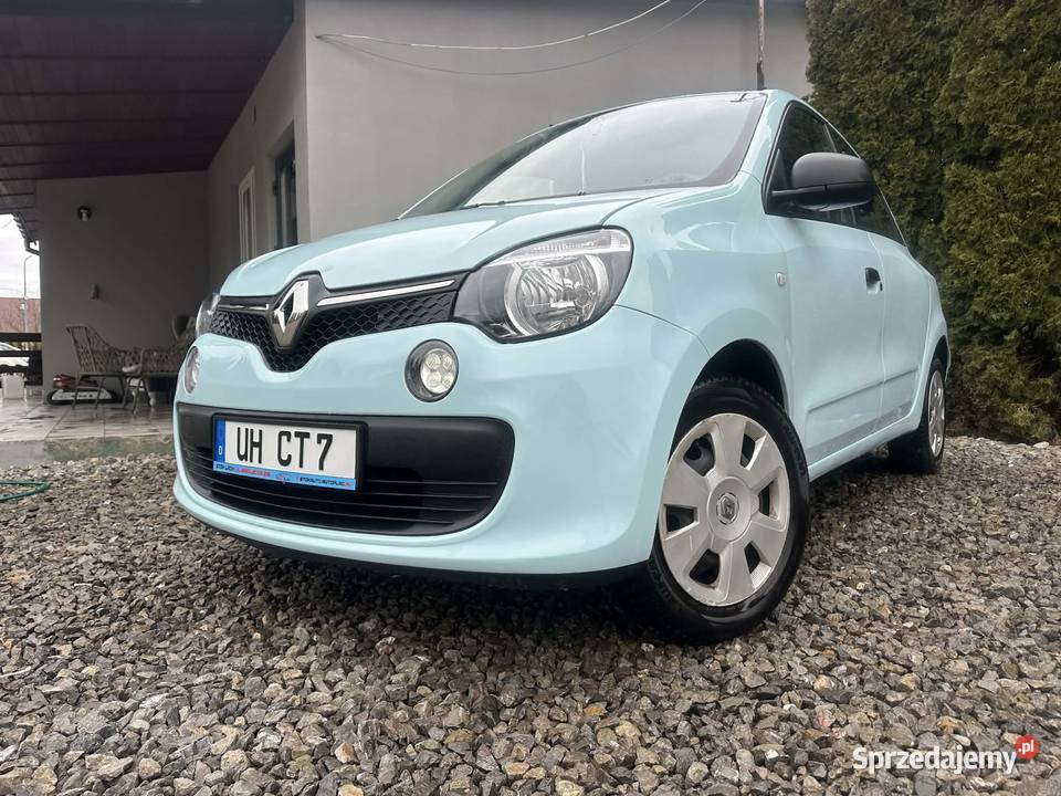 77 Benzyna klima sprowadzony z Niemiec Twingo