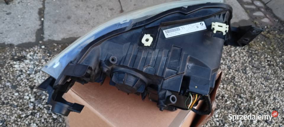 BMW e9091LCI lift 0811 EU reflektor lampa lewa