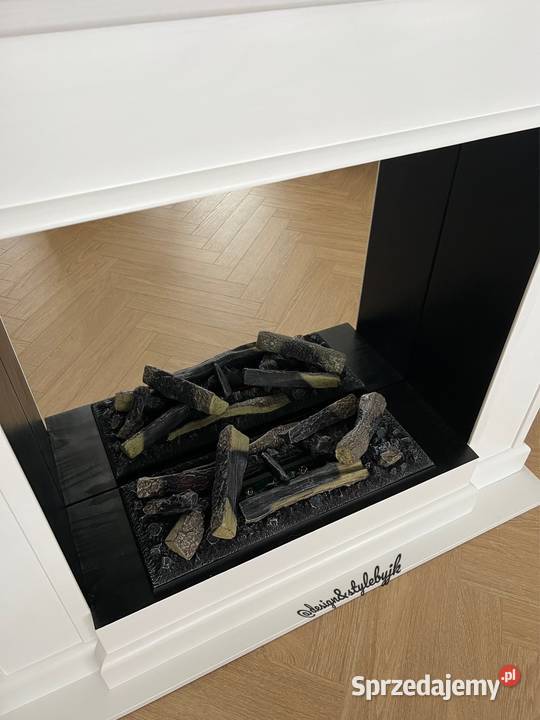 Kominek Desire portal drewno kaseta Dimplex