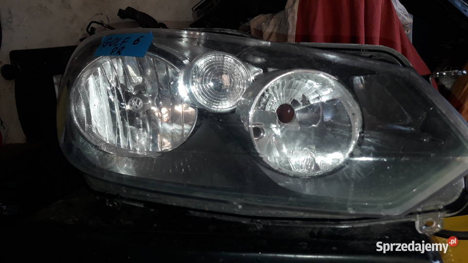 Lampa przednia prawa Golf 6 dolnośląskie Sieroszowice
