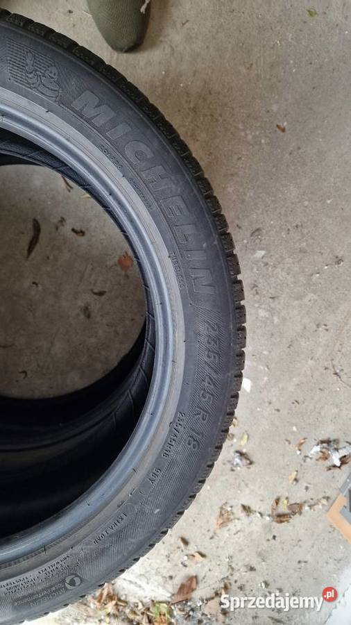 Opony Michelin cross climate wielosezonowe 235 18cale