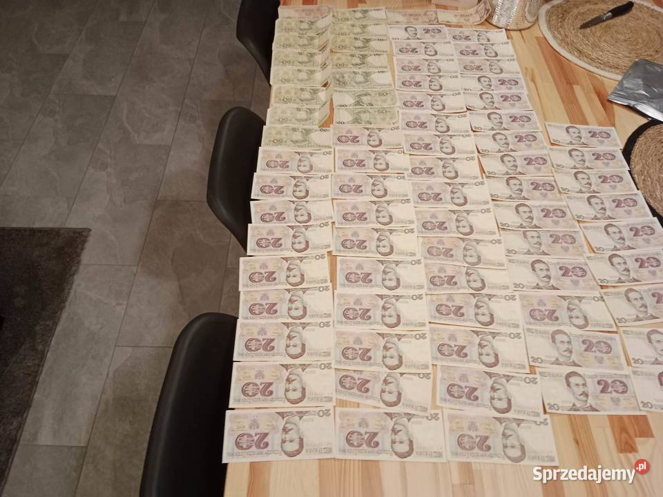 banknoty całosć 350zł