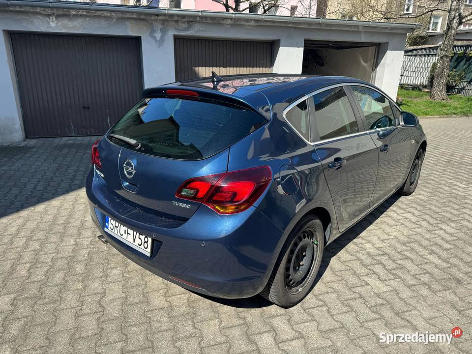 Opel Astra J 2011 LPG Racibórz sprzedam