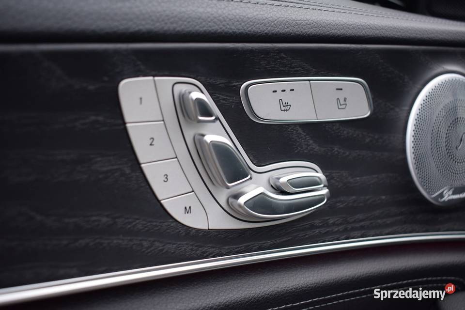 Mercedes E220d 4 matic AMG biała perła skórzana tapicerka Komorniki