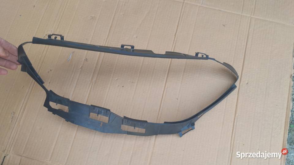 USZCZELKA LAMPY PRZÓD LEWA MERCEDES B W247 osobowe Rzeszów