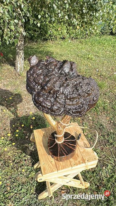 Lampa stołowa z naturalnych materiałów Lubasz
