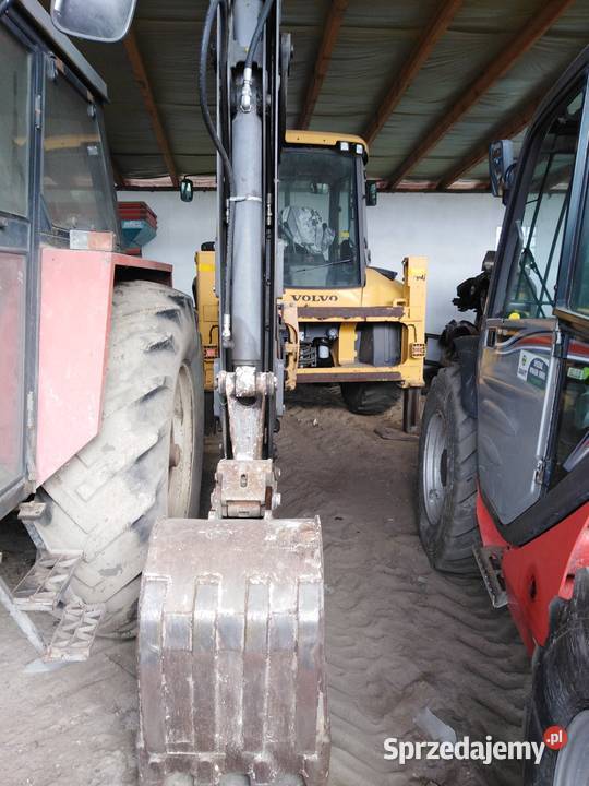 Sprzedam koparko ładowarkę Volvo BL71B 2015 Koparko ładowarki Włoszakowice