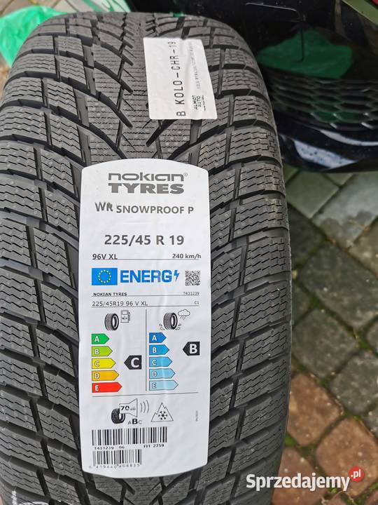 Toyota CHR 20 GR SPORT Hybrid 184 dodatkowo koła 2000cm3 Świdnik