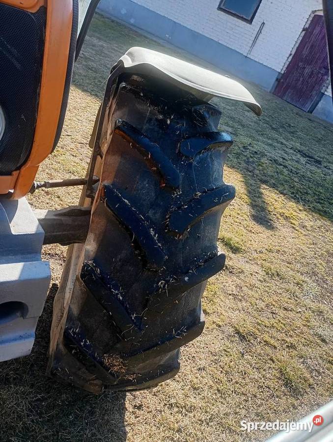 Opony 42085 R34opony 38070 R24 Pirelli