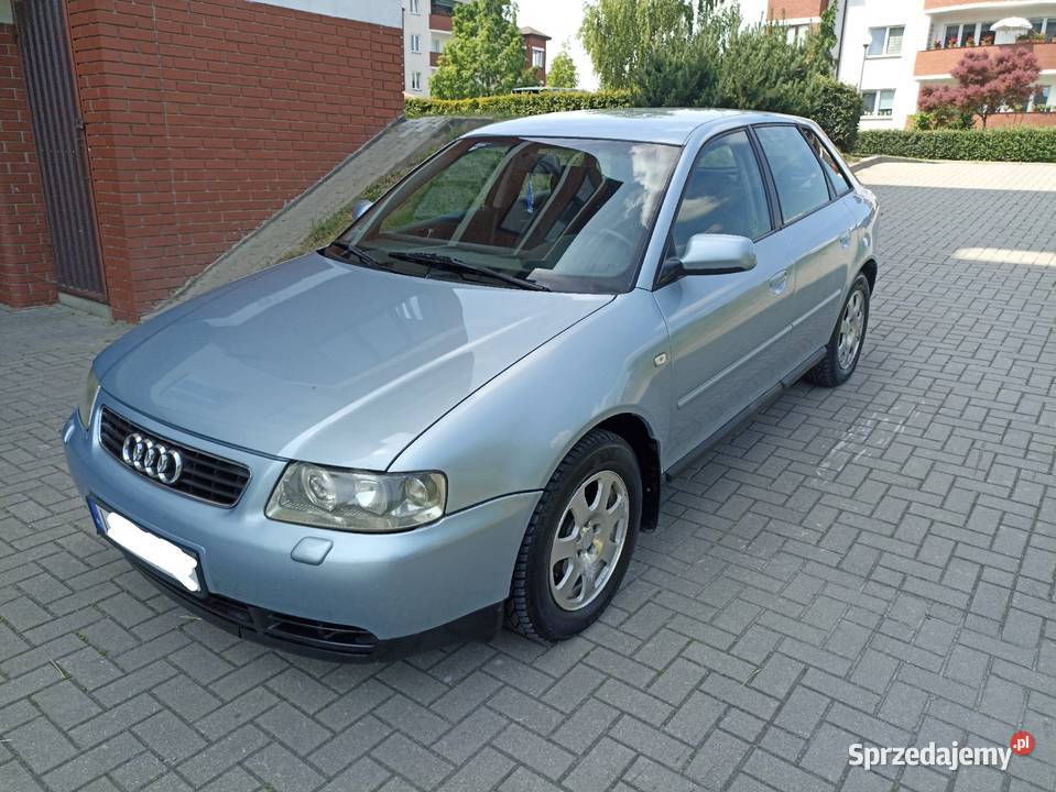 Audi a3 8l 16 Benzyna 2002 5 DRZWI Klimatyzacja Świdnik