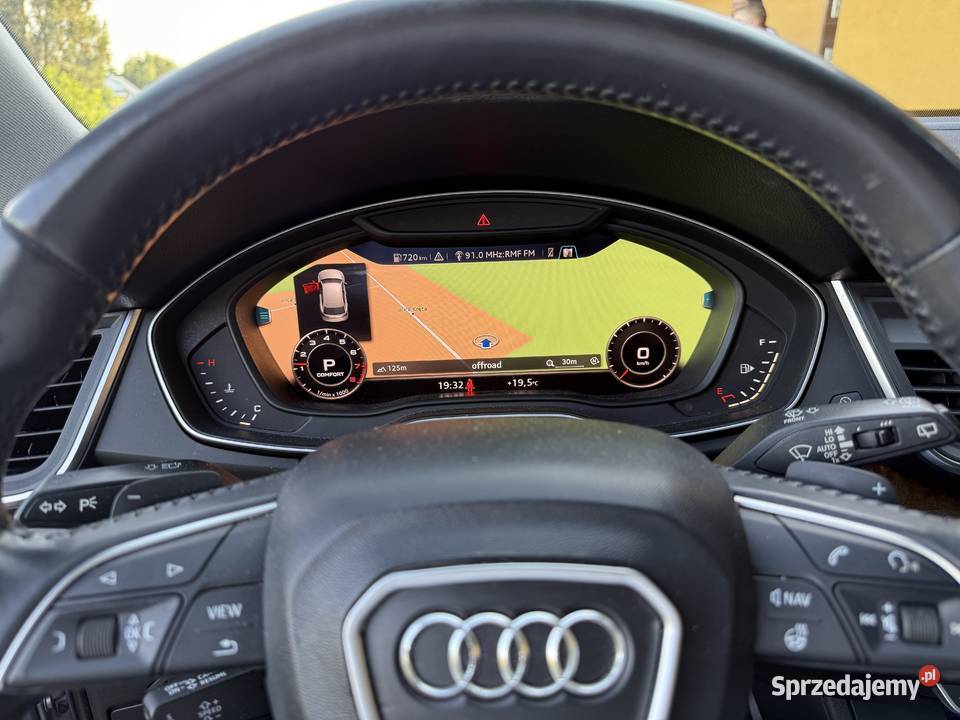 AUDI Q5 2018 20 TFSI Quattro łódzkie
