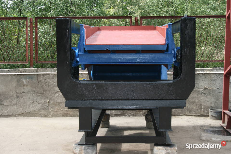 Podawacz Wibracyjny SKET Maszyny budowlane Złotoryja