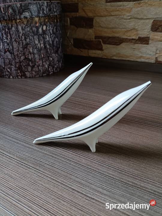 Ćmielów kolibry 2 sztuki sprzedam