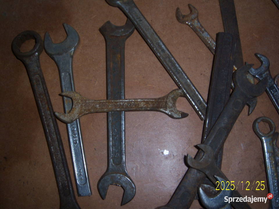 Klucze PRL Wietnam Korea Niemcy stare płaskie Kielce