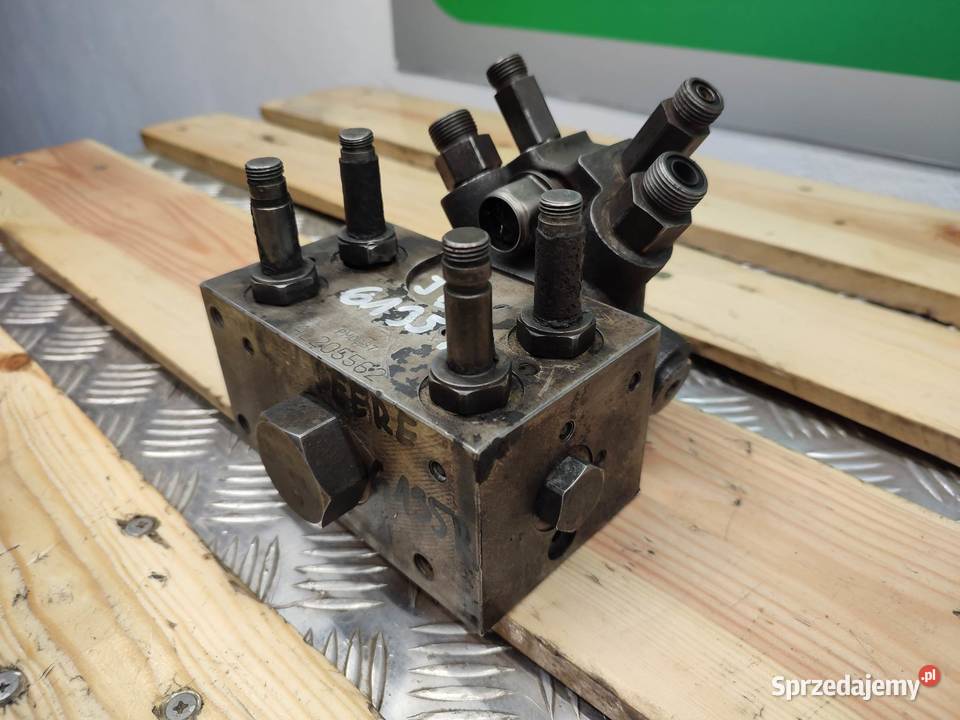 Zawór hydrauliczny John Deere 6135R AL205562 Pozostałe sprzedam