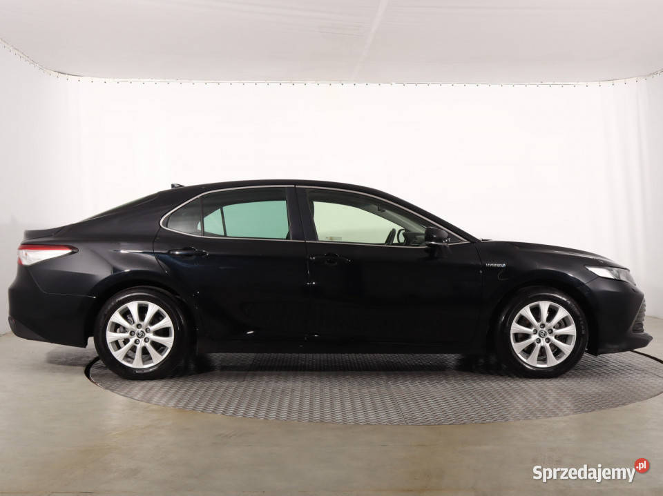 Toyota Camry 25 Hybrid Katowice