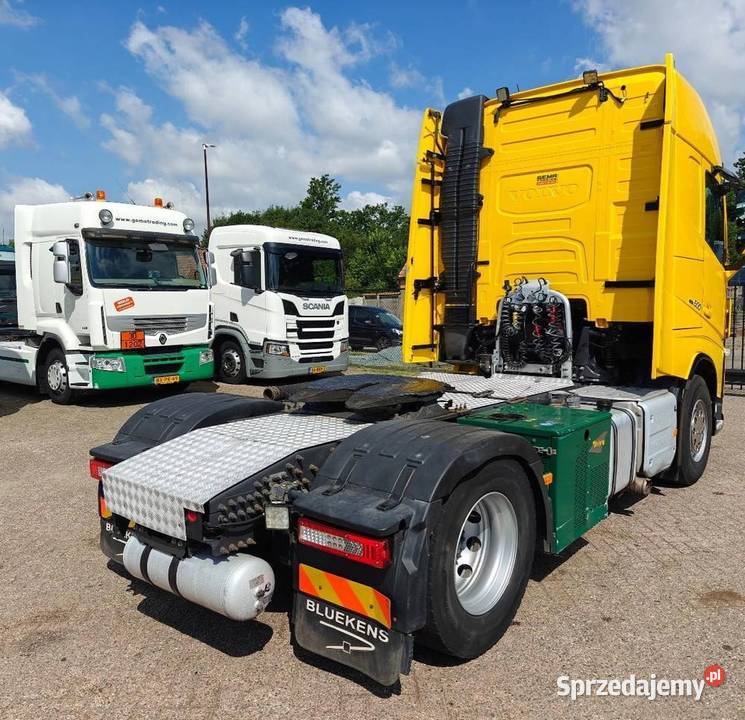 Ciagnik Volvo z sprezarko do paszy Welgro lubelskie Biała Podlaska sprzedam