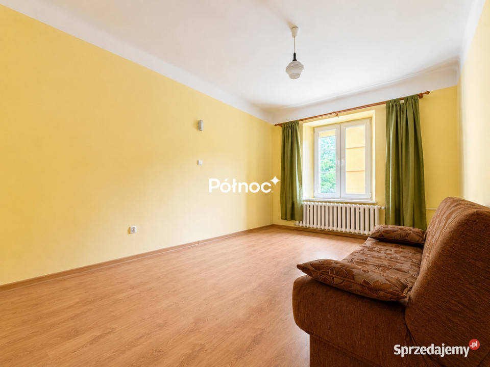 Przestronne 2pokojowe mieszkanie na parterze oddzielna kuchnia